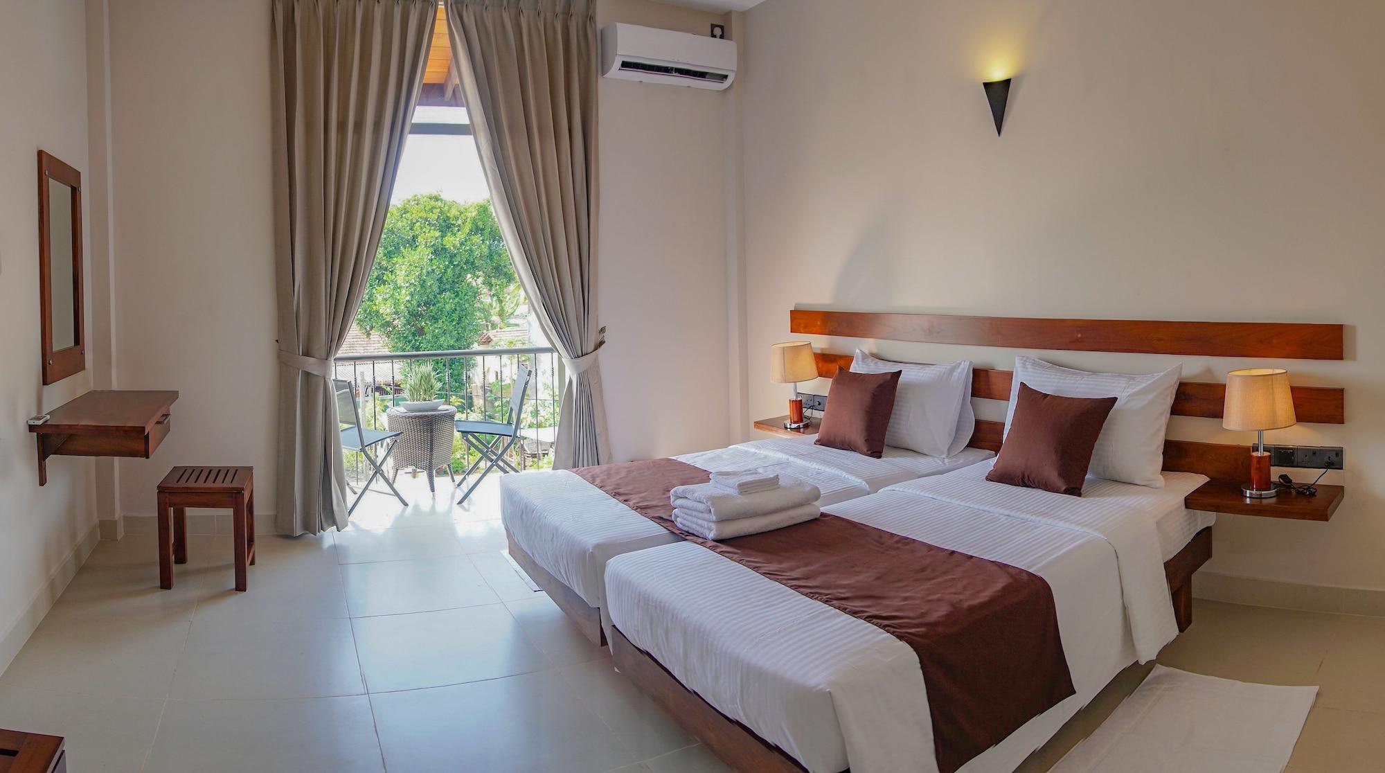 Hive 68 - Hotel And Resorts Negombo Dış mekan fotoğraf
