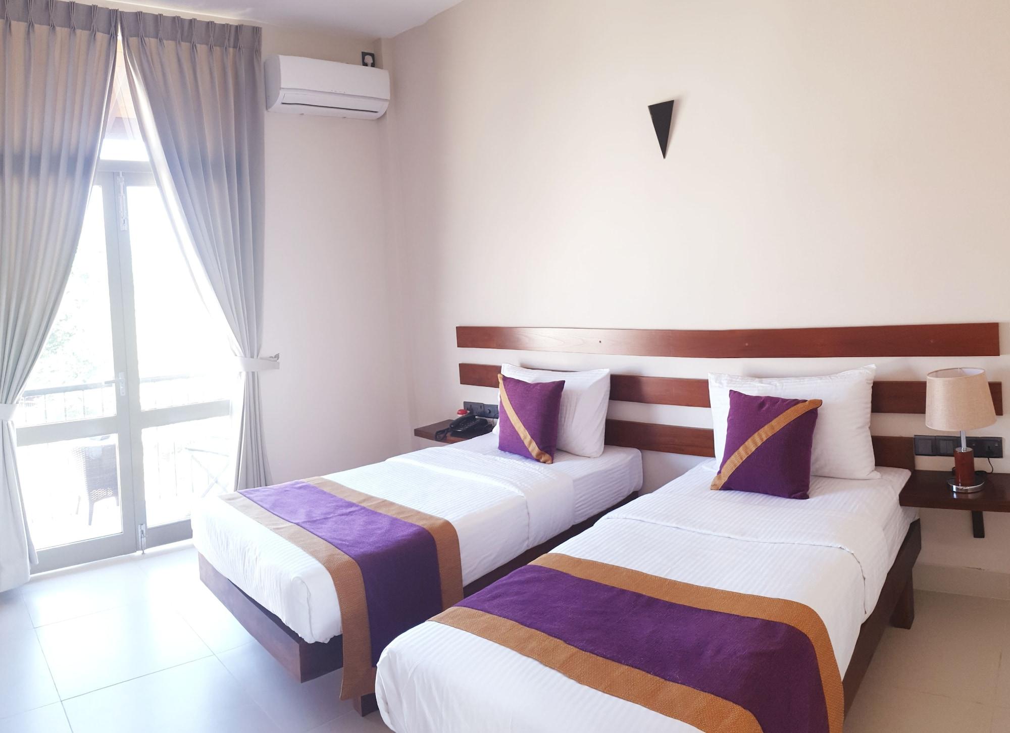 Hive 68 - Hotel And Resorts Negombo Dış mekan fotoğraf