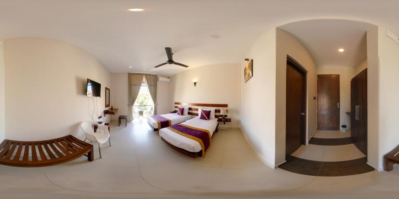 Hive 68 - Hotel And Resorts Negombo Dış mekan fotoğraf